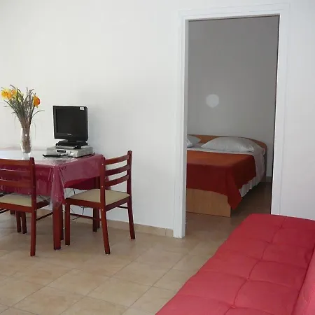 Apartment Cosy In With Balcony *